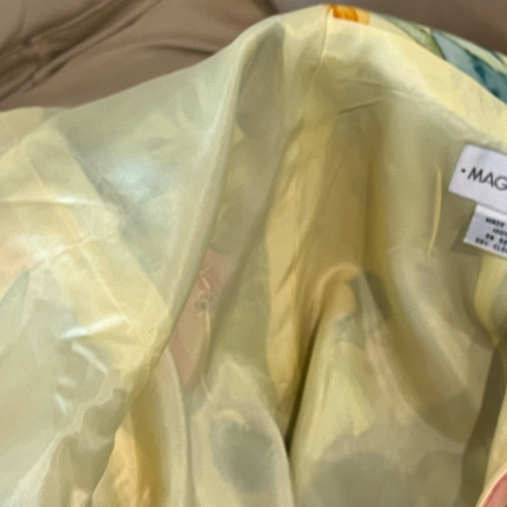 Maggy London Silk Dress Size 4 - Picture 9 of 9